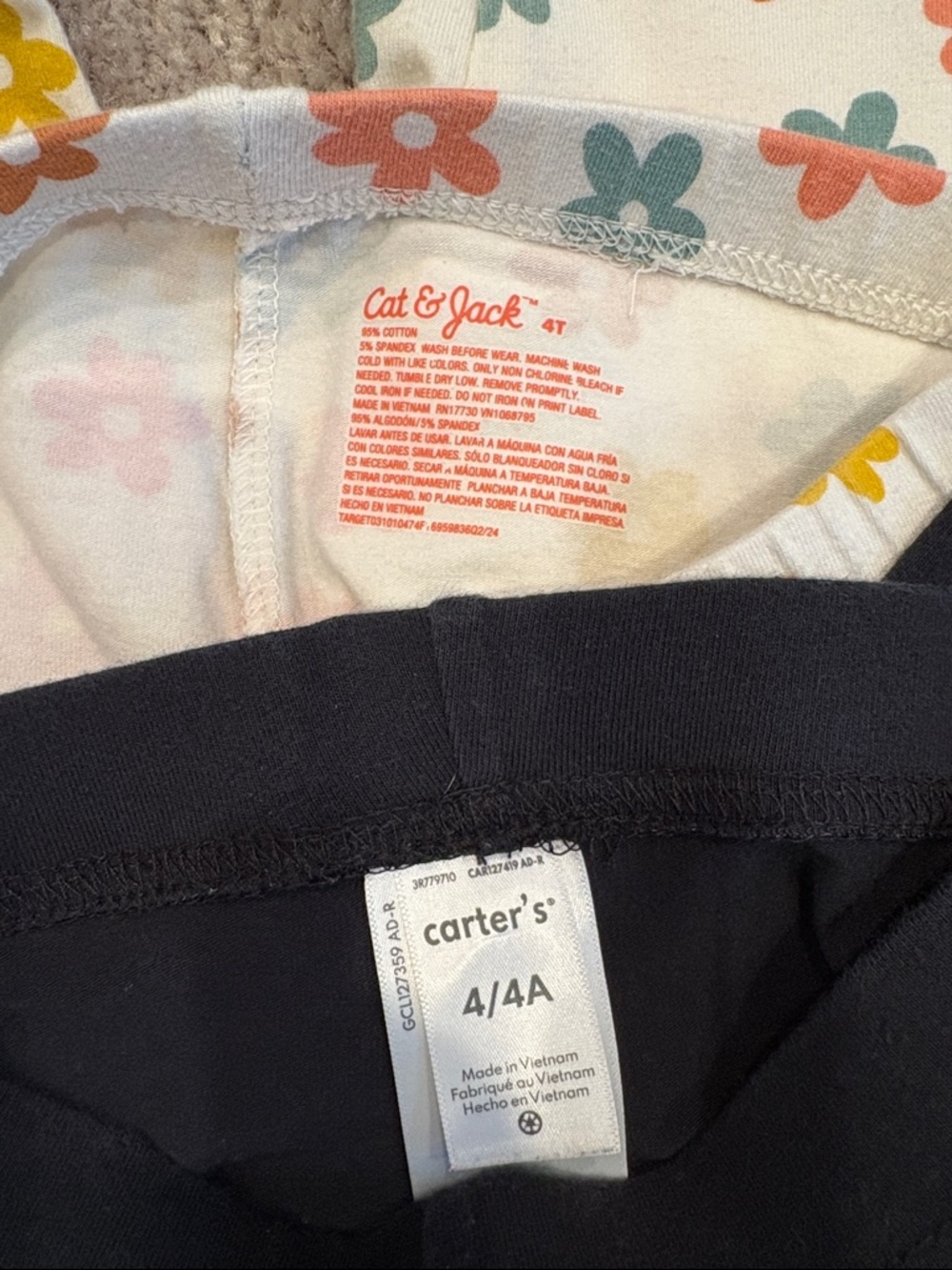 Set of 7 girls 4T leggings - Picture 3 of 3